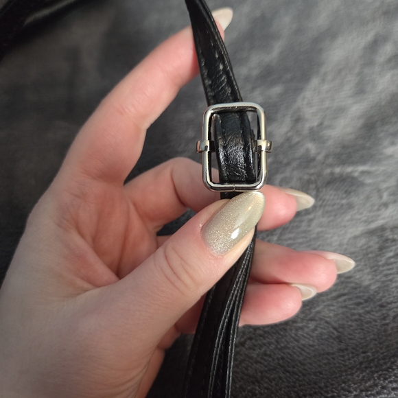 Elegant Black and Silver Clutch - Picture 11 of 11